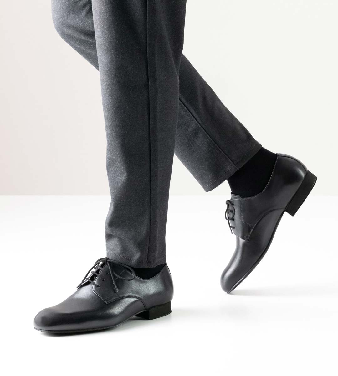 Men's dance shoe for wide feet by Werner Kern with leather lining