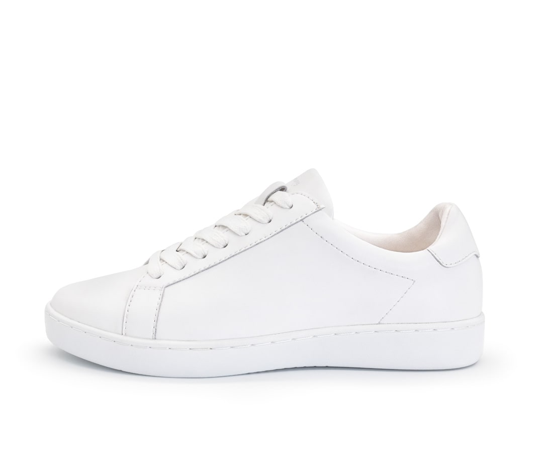 Lightweight men's dance sneaker in white leather with removable insole from Suny.