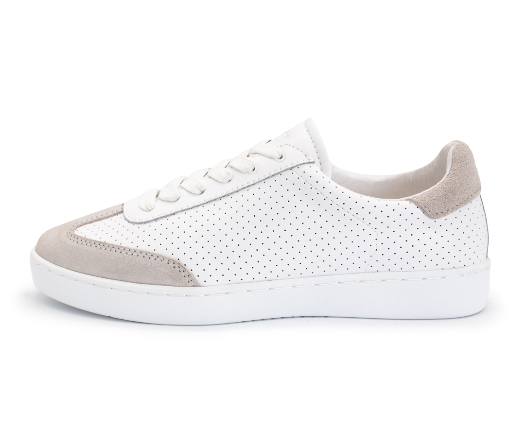 Men's dance sneakers in white nappa leather with a white PU sole for perfect turning and gliding.