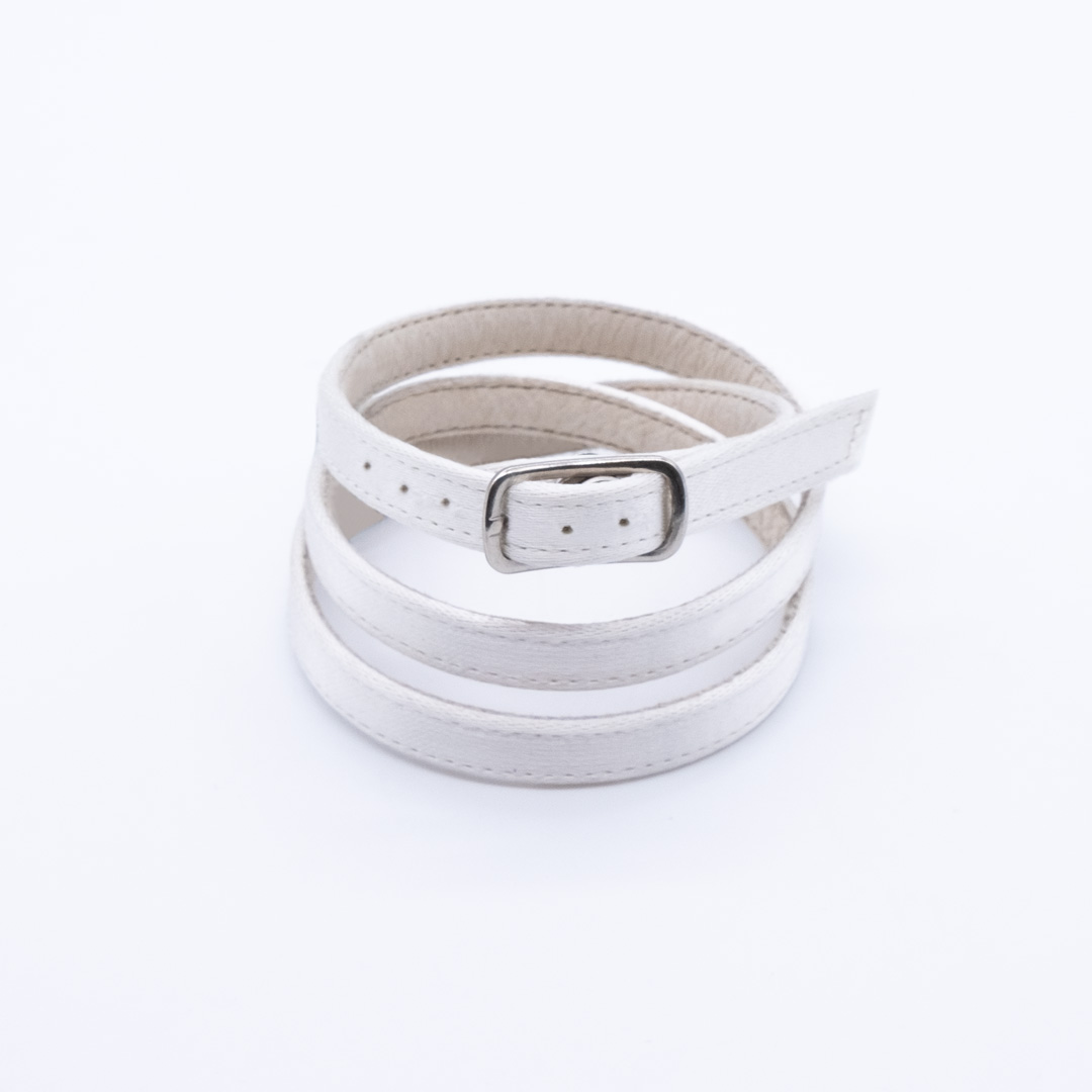 Strap satin white